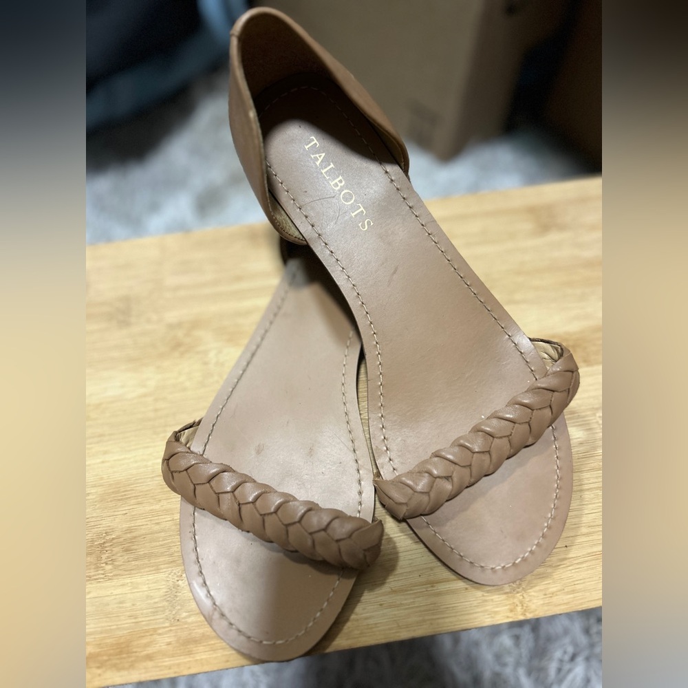 Talbots Women's Tan Leather Braided Sandals Size 6 1/2